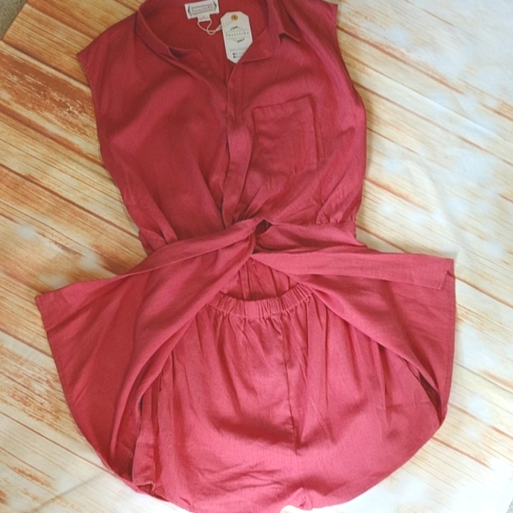 Loveriche Red Romper Shorts Dress. Size S